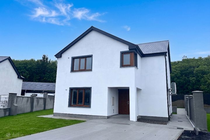 17 Craobh Bán, Quay Road, Newport, Co Mayo, F28K8N5
