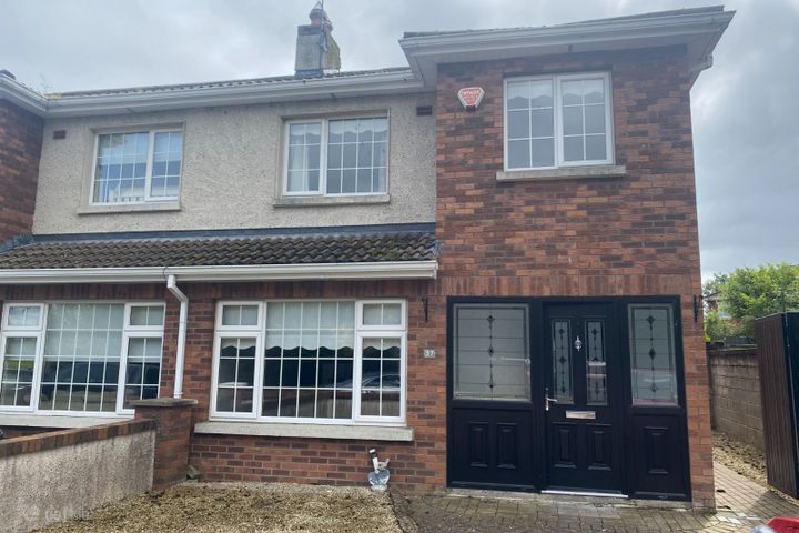 37 Ros Glas Avenue, Monasterevin, Co. Kildare