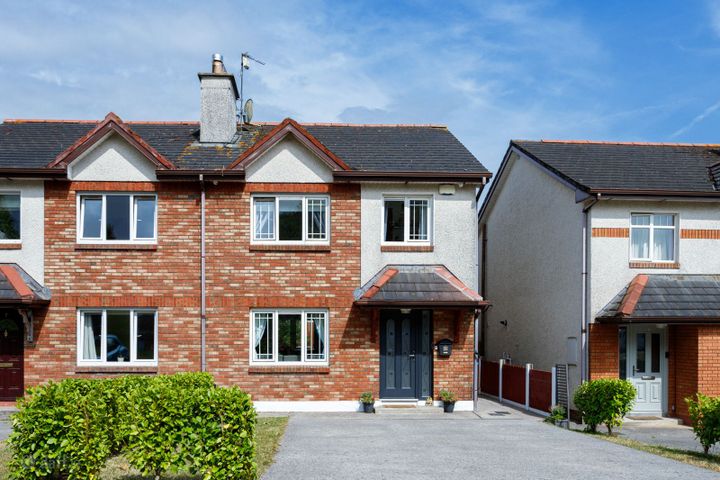8 Carrig Green, Carrig Na Curra, Carrigaline, Co. Cork, P43W656