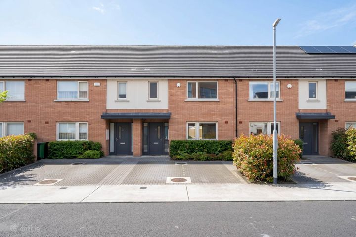 42 St Joseph`s Grove, Clonsilla, Dublin 15, Co. Dublin, D15NVX3