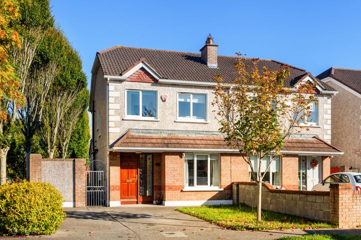 1 Bramblefield Walk, Clonee, Dublin 15, D15R6K8