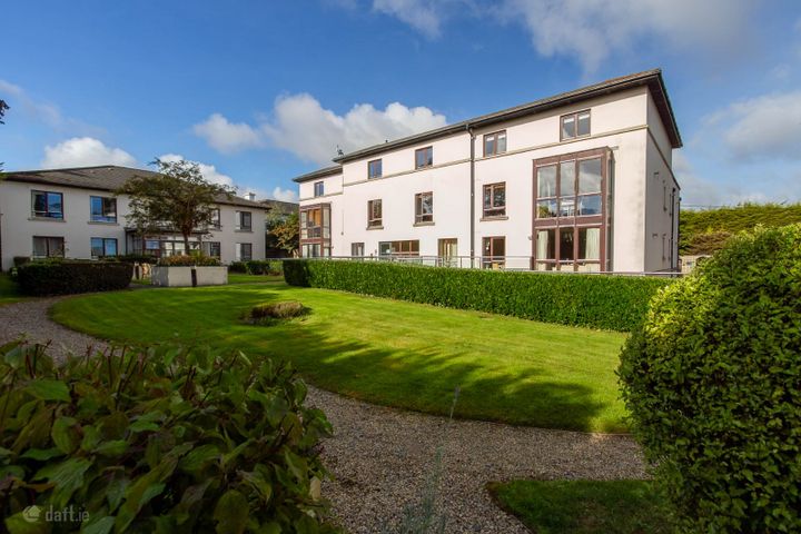 Apartment 7, Newpark, Newtownpark Avenue, Foxrock, Co. Dublin