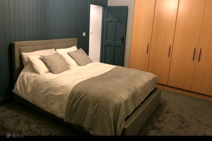 Slane Road, Drogheda, Co. Louth