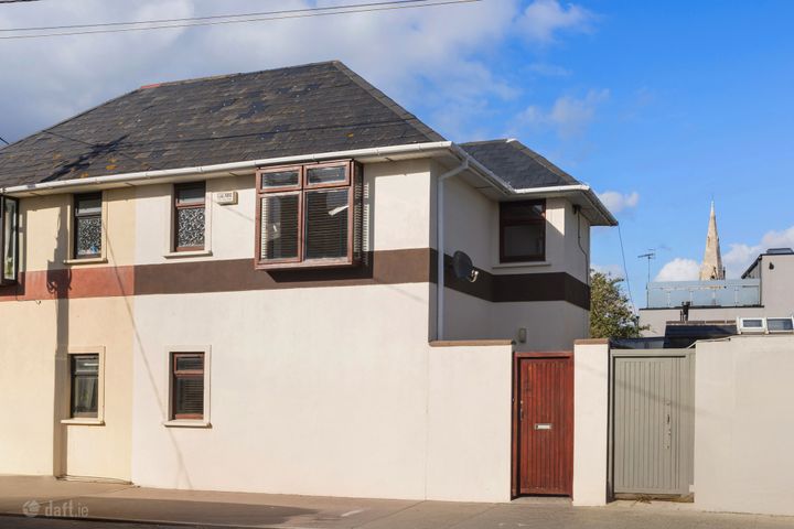 1A Cross Avenue, Dun Laoghaire, Co. Dublin, A96X392