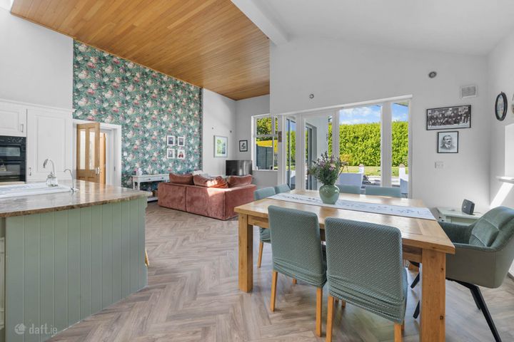 Saint Michaels, Glen, Poulshone, Gorey, Co. Wexford, Y25R258