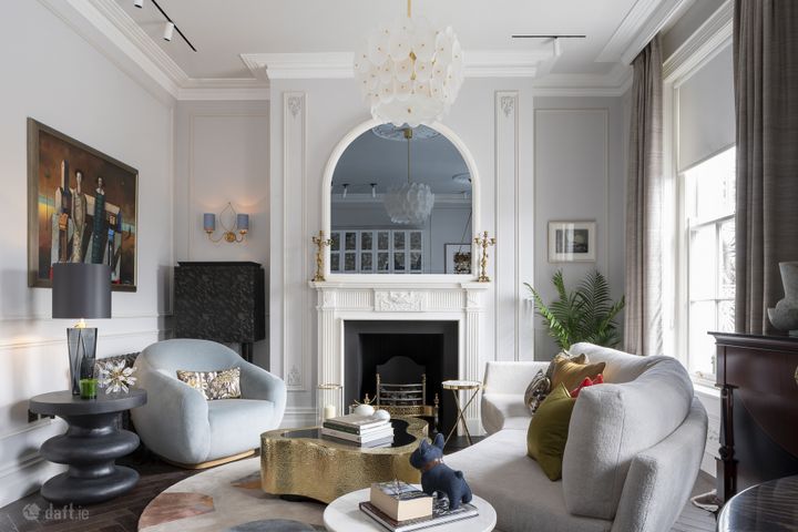 Apartment 18C, Warrington Place, Dublin 2