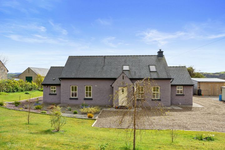 Coolagoree View, 2 Gortaderra, Scarriff, Scarriff, Co. Clare, V94HF3F