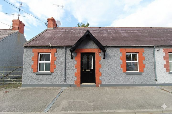 4 Compton Row, Birr, Co. Offaly, R42NR53