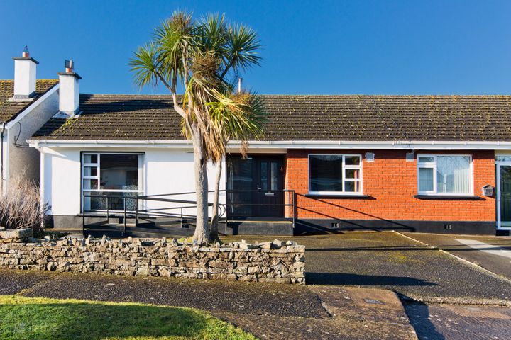 Camelot, 19 Knocklyon Grove, Knocklyon, Dublin 16, D16PD80