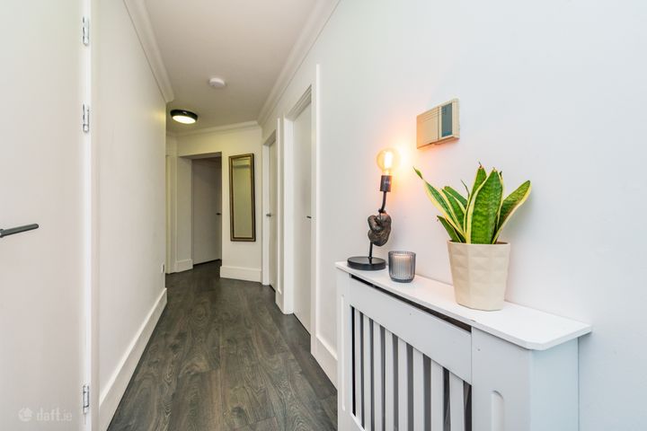 C2 Osprey Apts, Devoy Qtr, Naas, Kildare