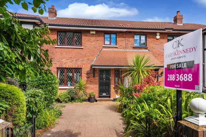 95 Tudor Lawns, Foxrock, Dublin 18, Co. Dublin, D18X3E3
