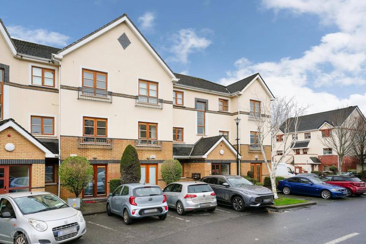 3 Marlfield Close, Kiltipper, Dublin 24