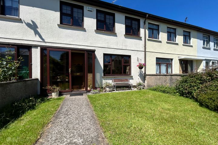 'Bromac' 20 Crossroads, Killaloe, Co. Clare, V94XWX5