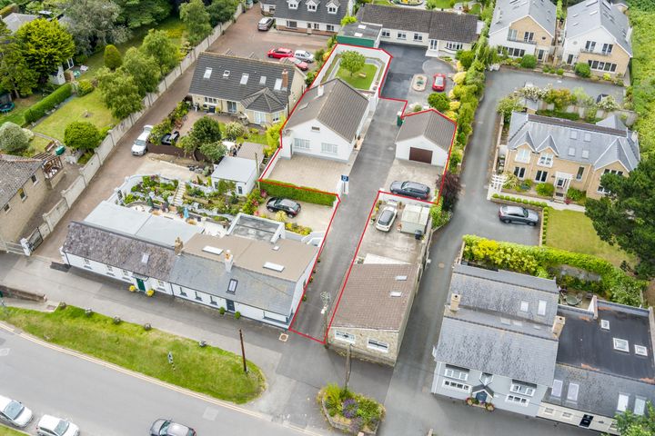 Carina, 5 Bissett Strand, Malahide, Dublin