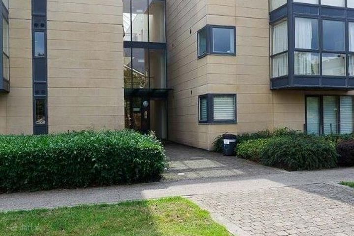Merton Hall, Milltown Avenue, Milltown, Dublin 6