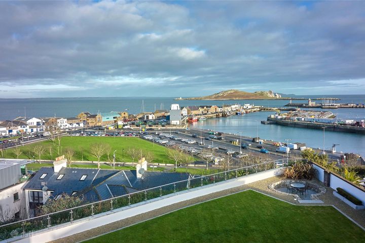 2 Thulla, Dunbo Hill, Howth, Dublin 13, Dublin