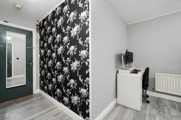 34 The Courthouse, Rathcoole, Co. Dublin - Photo 3