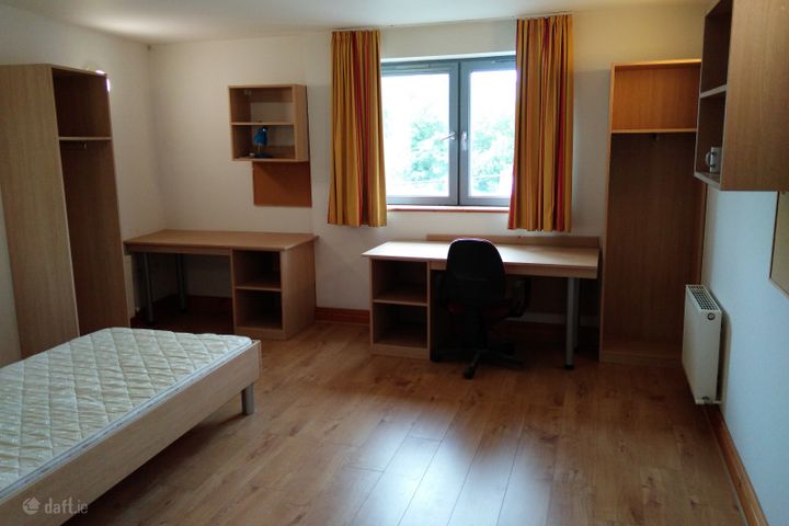 VICTORIA STATION, Victoria Cross, Co. Cork