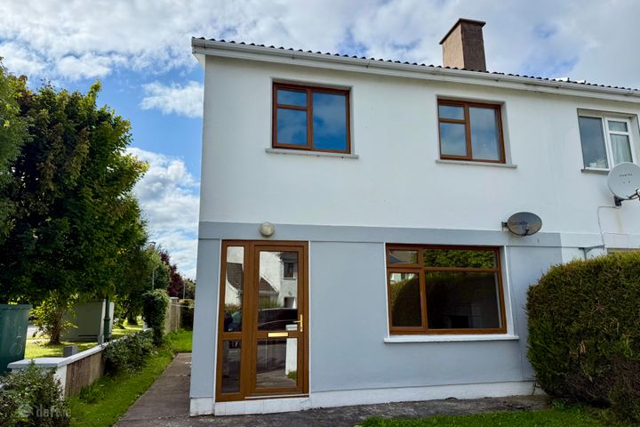 32 Chestnut Grove, Castlebar, Co. Mayo, F23XF20