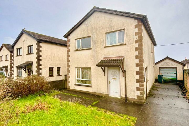 118 Claremont Park, Circular Road, Rahoon, Co. Galway, H91YE0P