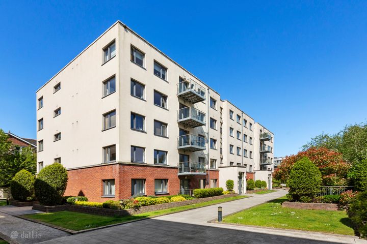 18b The Bottleworks, Dermot O'Hurley Avenue, Irishtown, Dublin 4, D04W291