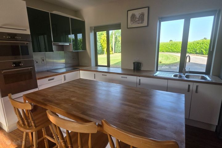 Slane Road, Drogheda, Co. Louth