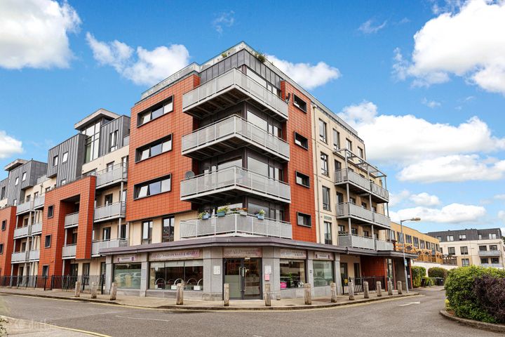 61 Clearwater Court South, Lock Keepers Walk, Royal Canal Park, Dublin 15, D15HX44