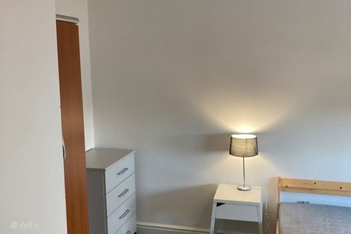 Holywell Road, Dublin 13, Donaghmede, Dublin 13