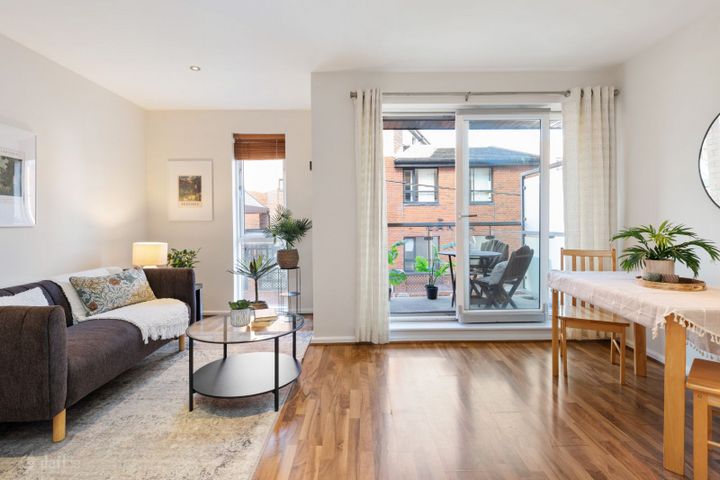 Apartment 8, Frascati Hall, Sweetman's Avenue, Blackrock, Co. Dublin, A94P2N9 - Photo 3