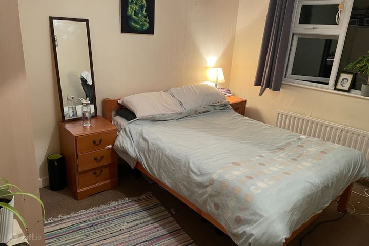 48 Wesley Lawns, Dundrum, Co. Dublin