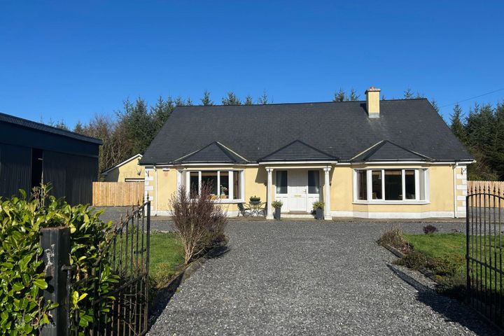 Rusheen, Cloonelt, Castlerea, Co. Roscommon, F45RV08