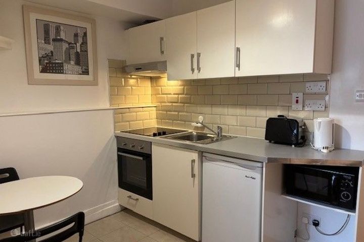 North Circular Road (city end), North Circular Road, Dublin 1