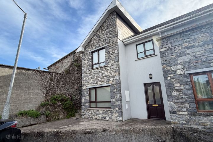 5 Maryville, Bank Place, Cashel, Co. Tipperary, E25DP66