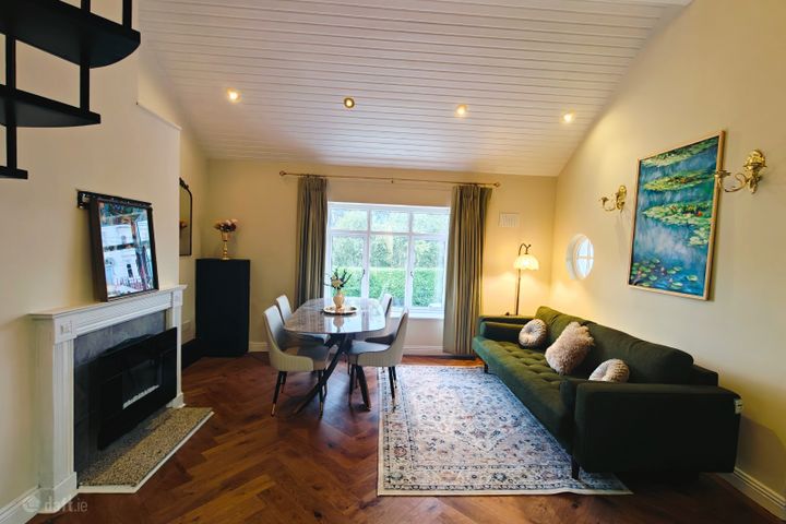 Apartment 2, Mervyn Court, Glenageary Road Lower, Glenageary, Co. Dublin