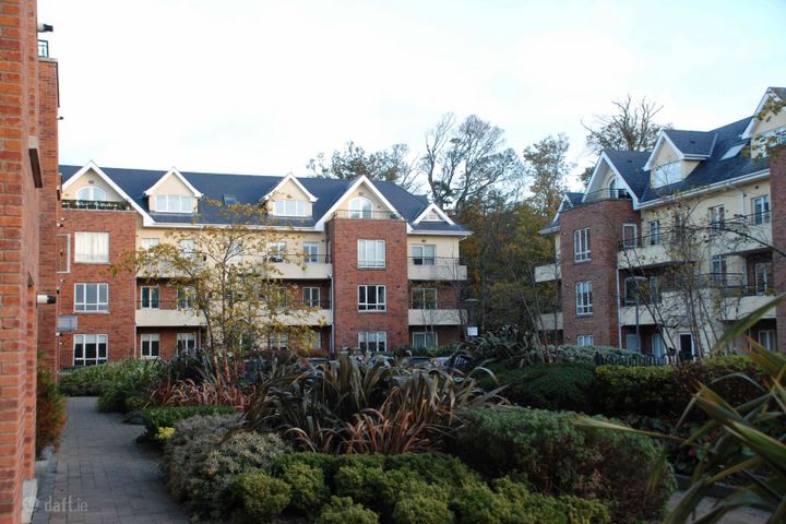 56 Ballintyre Square, Dublin 16, Ballinteer, Dublin 16