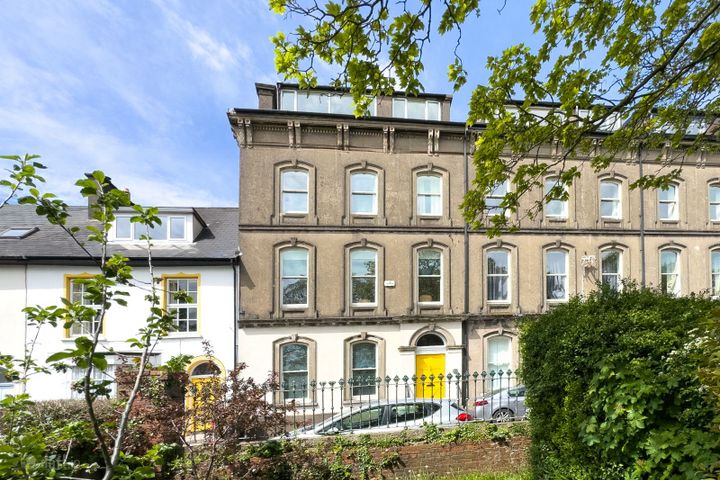 1 Wellesley Terrace, Wellington Road, St. Lukes, Co. Cork, T23PH2R