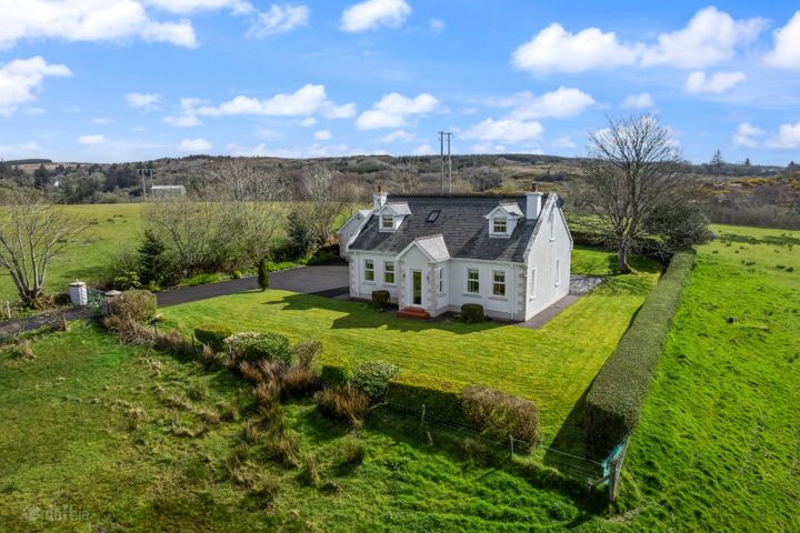 Tara Cottage, Carricknamoghill, Killybegs, Co. Donegal, F94W017