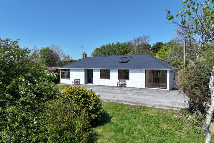 Coronea, Skibbereen, Skibbereen, Co. Cork, P81FX47