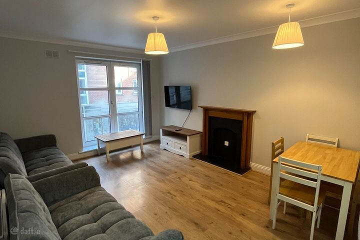 2 Bed Apartment, 68 Jervis Street, Dublin 1