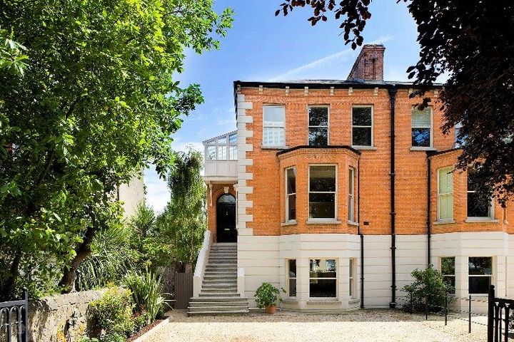 28 Castle Avenue, Clontarf, Dublin