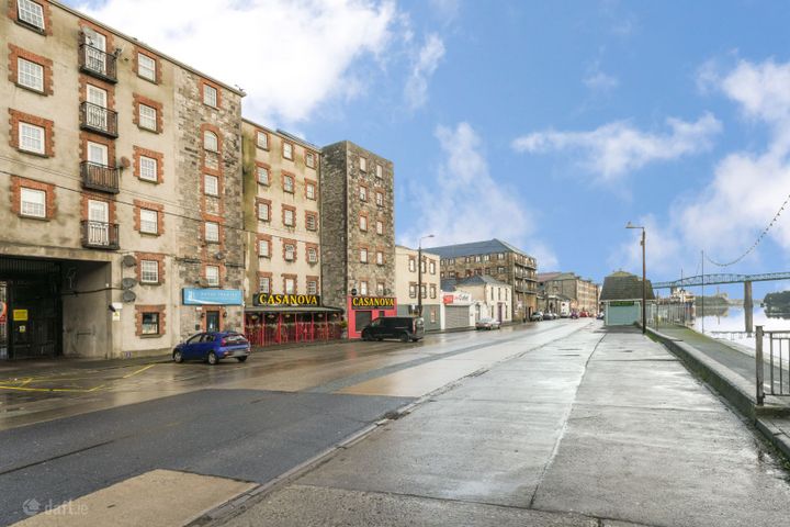 Apartment 12, Block B, Kermon House, The Mall, North Quay, Drogheda, Co. Louth, A92E406
