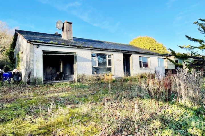 Nazareth, Lower Rossmore, Carlow, Co. Laois, R93X7D4