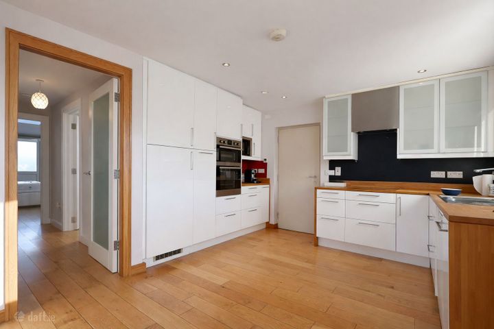 Avondale Park, Killiney, Dalkey, Co. Dublin