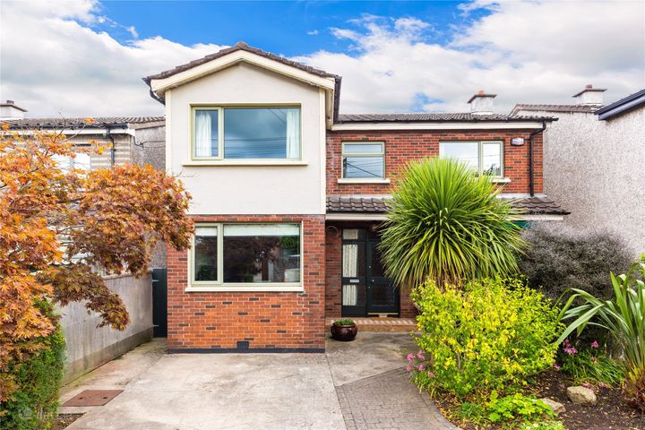 4 Wansdowne, Stradbrook Road, Blackrock, Dublin