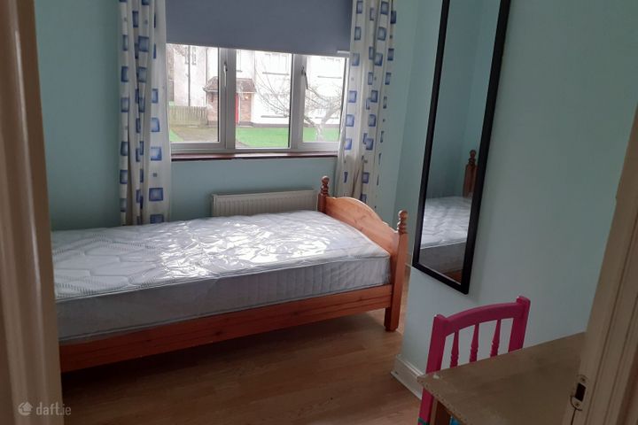 Crystal Village, Athlone, Co. Westmeath