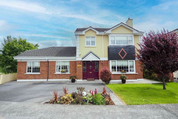60 The Oaks, Turlough Road, Castlebar, Co. Mayo, F23WN50