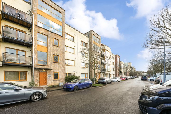 76 Hampton Wood Avenue, Finglas, Dublin 11