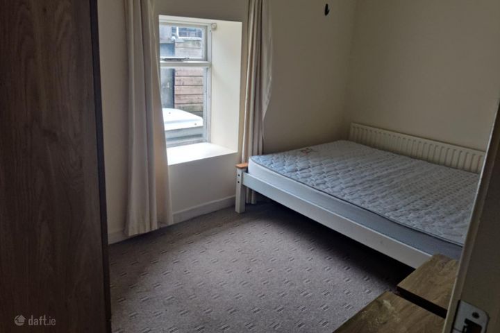 Saint Brendan's Avenue, Woodquay, Co. Galway