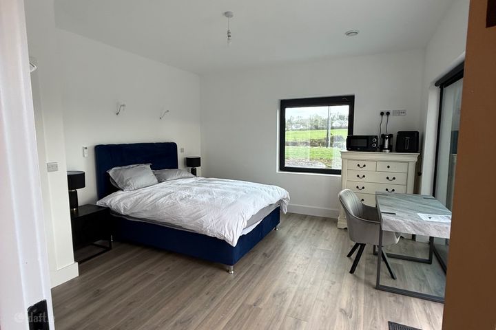 Parkanore Farmhouse, Boskill, Caherconlish, Pallas all bills included, Boher, Co. Limerick