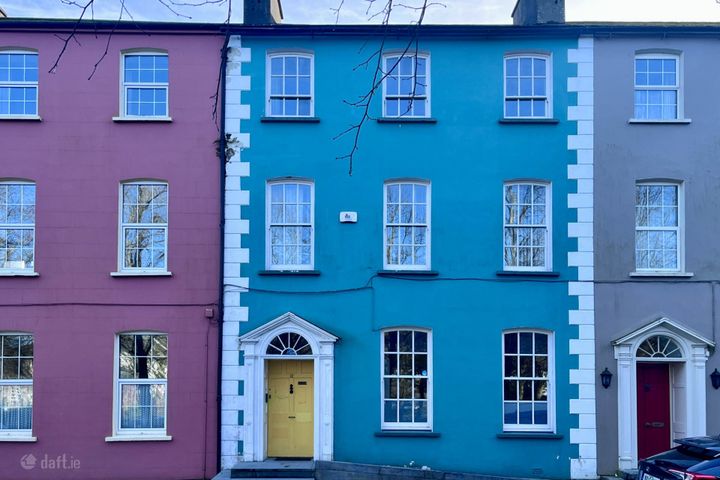 12 Emmet Square, Clonakilty, Co. Cork, Clonakilty, Co. Cork, P85D212